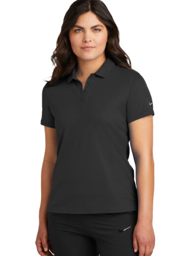 Nike Women's Victory Solid Polo NKDX6685